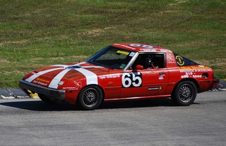 Illustration for article titled The Top 123 Lemons Of The 24 Hours Of LeMons Texas Fall 2009